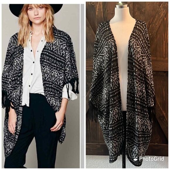 Free People Kimono Patterned Poncho Black White Tassle Boho Open Cardigan M/L - Picture 1 of 12